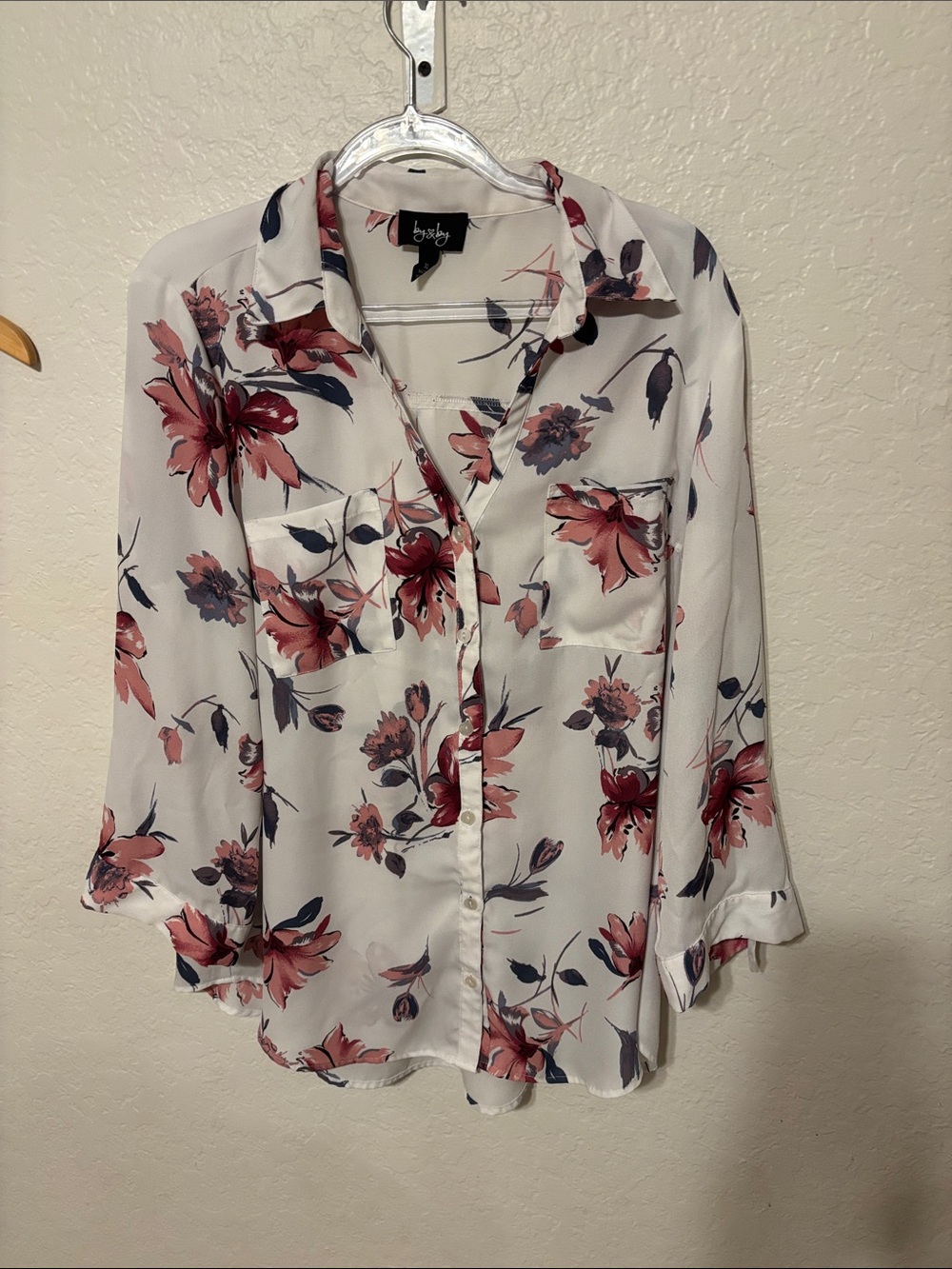 🎼by & by White Button-Down Shirt with Pink Floral Print size XL GUC